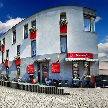 Apartmany U Basty Hlucin Exterior photo